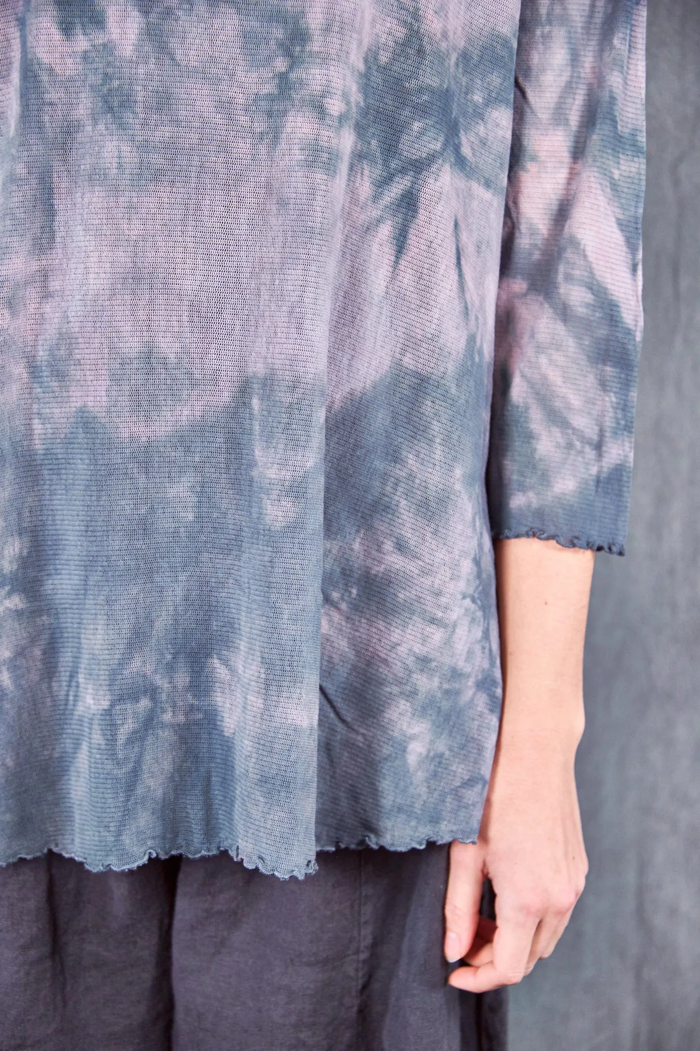 1145HD Hand-dyed Mesh Cafe Tee River/Rose Quartz-U