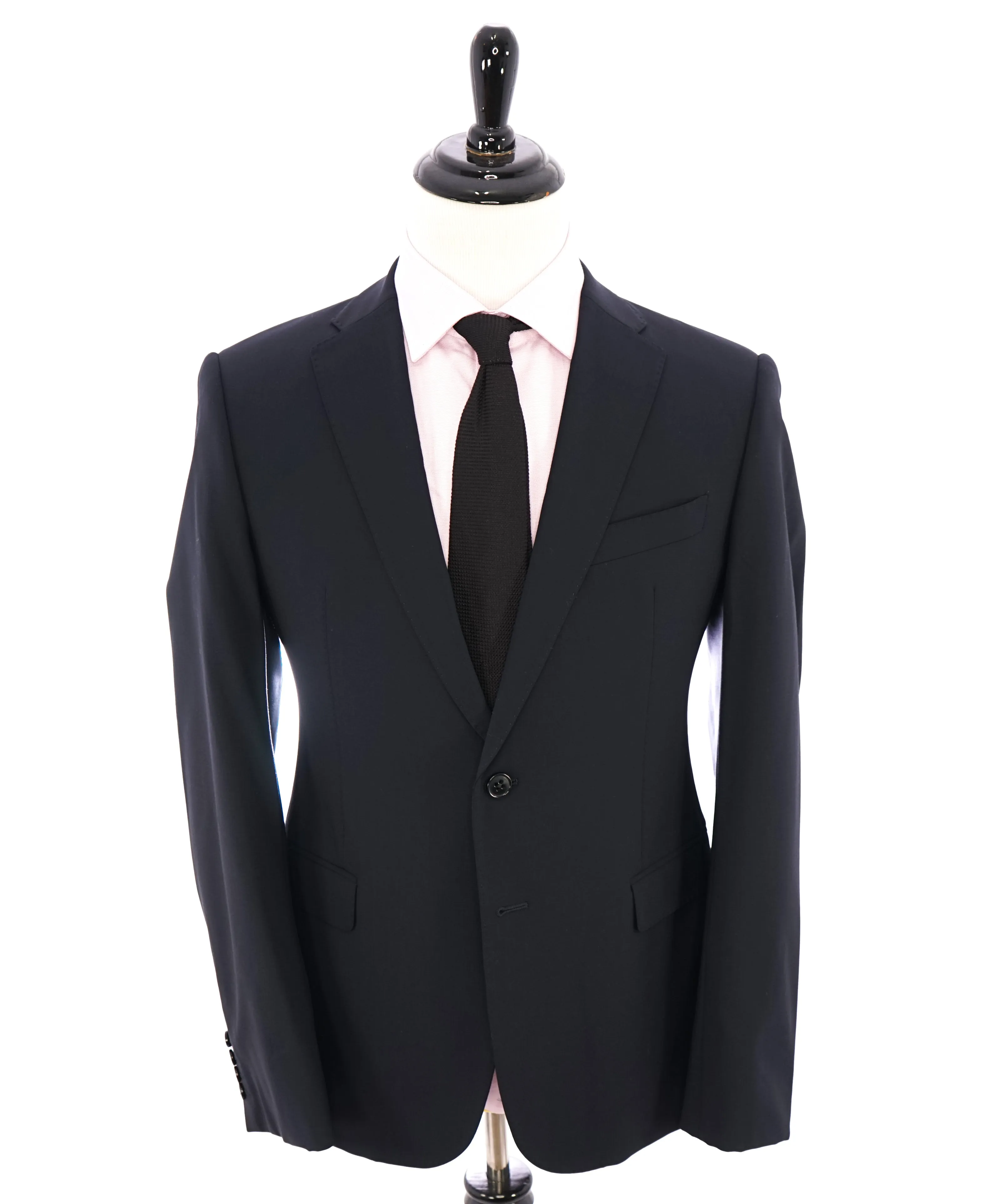 ARMANI COLLEZIONI - Navy 2-Button Notch Lapel "M Line" Slim Suit - 40R