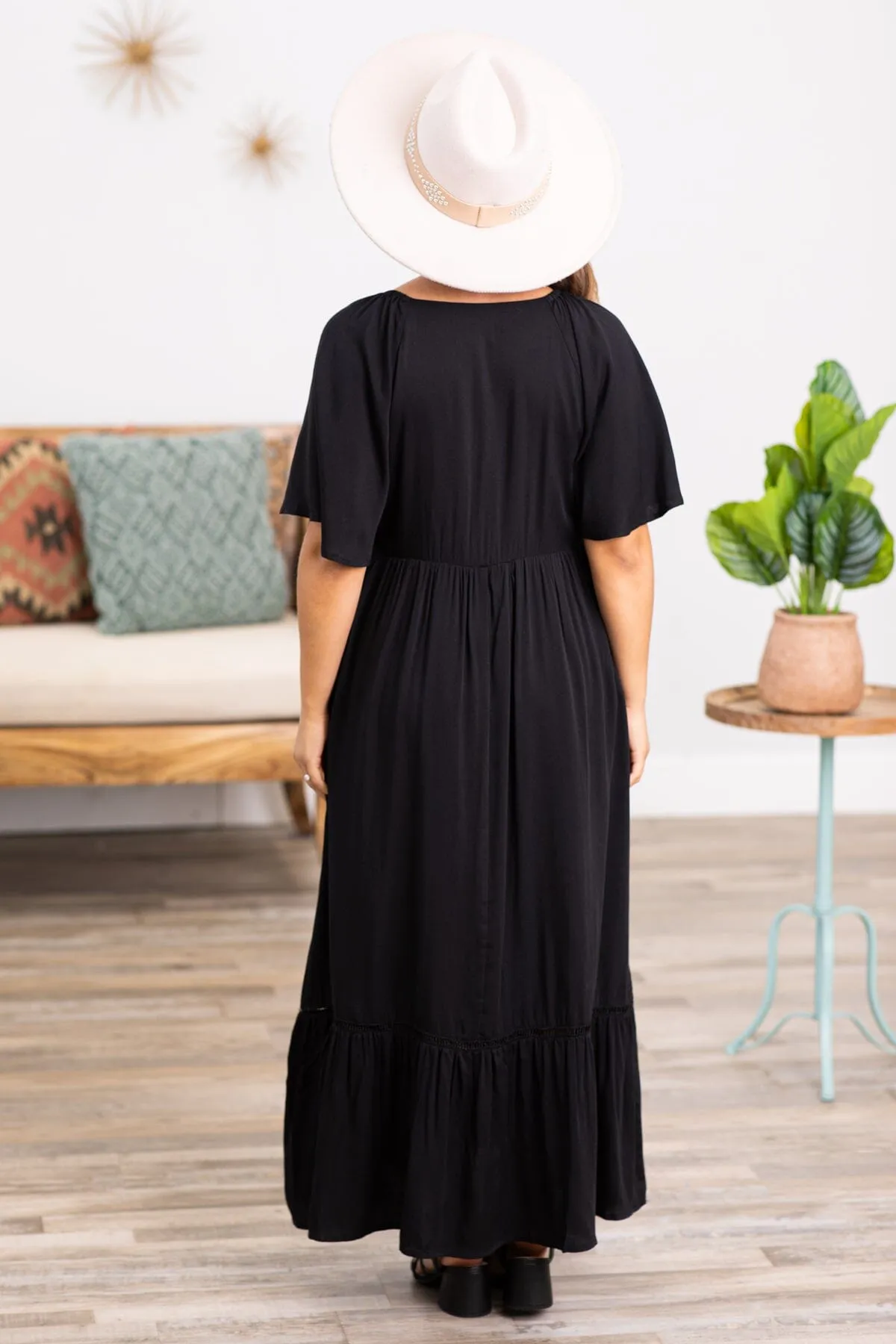 Black Flutter Sleeve Midi Dress With Pockets