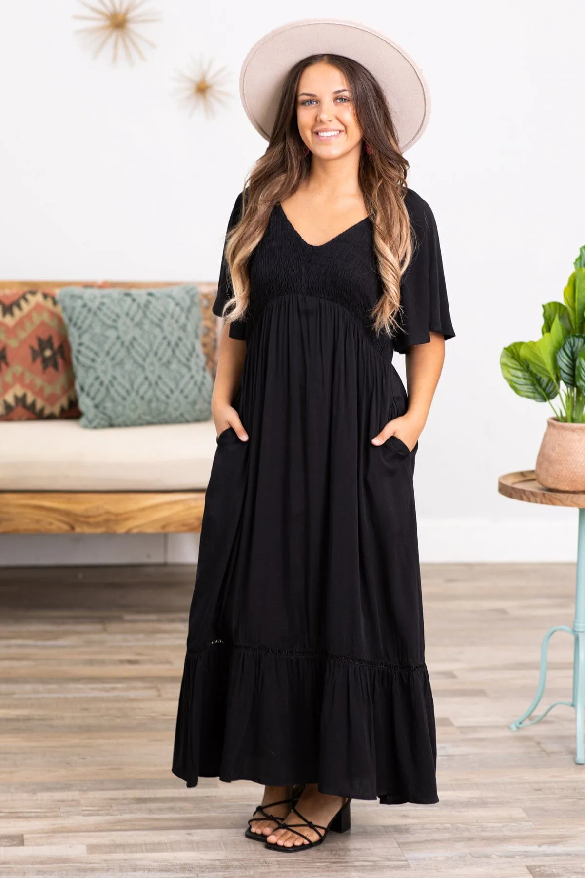 Black Flutter Sleeve Midi Dress With Pockets