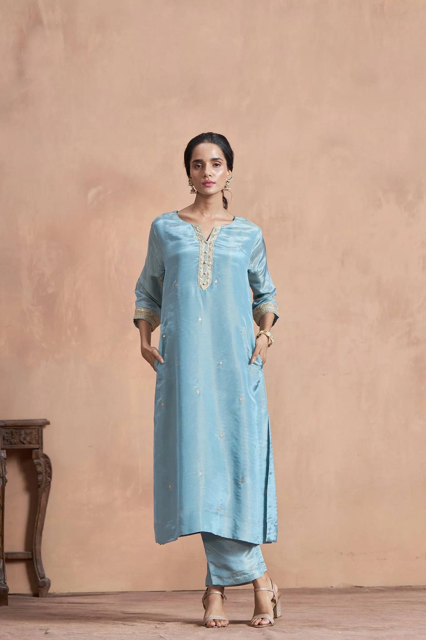 Blue Kurta Set With Embroidered Lase