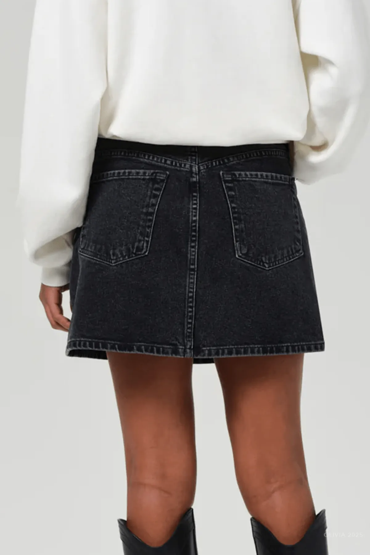 Brita Mini Skirt in Meteorite