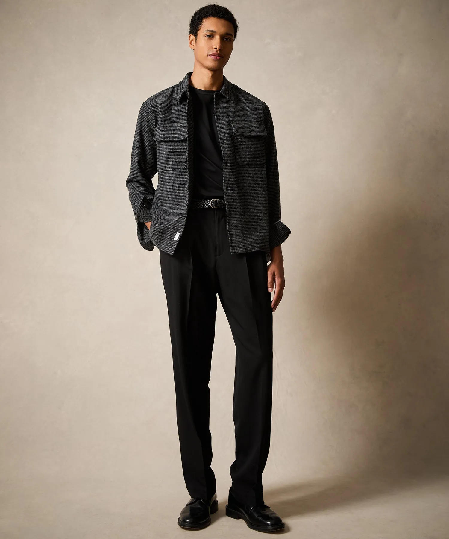 Classic Fit Italian Wool Field Overshirt in Charcoal Houndstooth