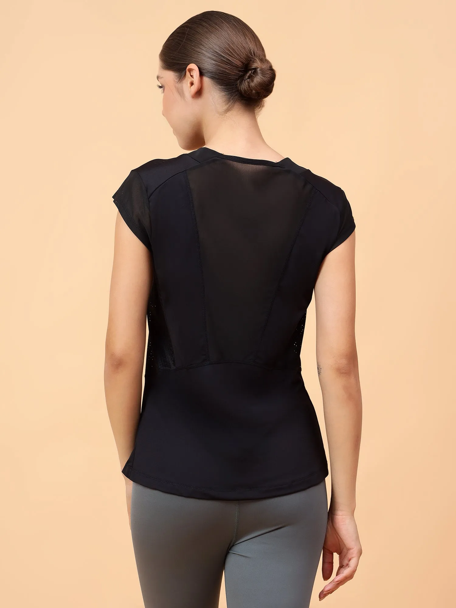 Fitkin Women's Black Solid Side Mesh Training Top