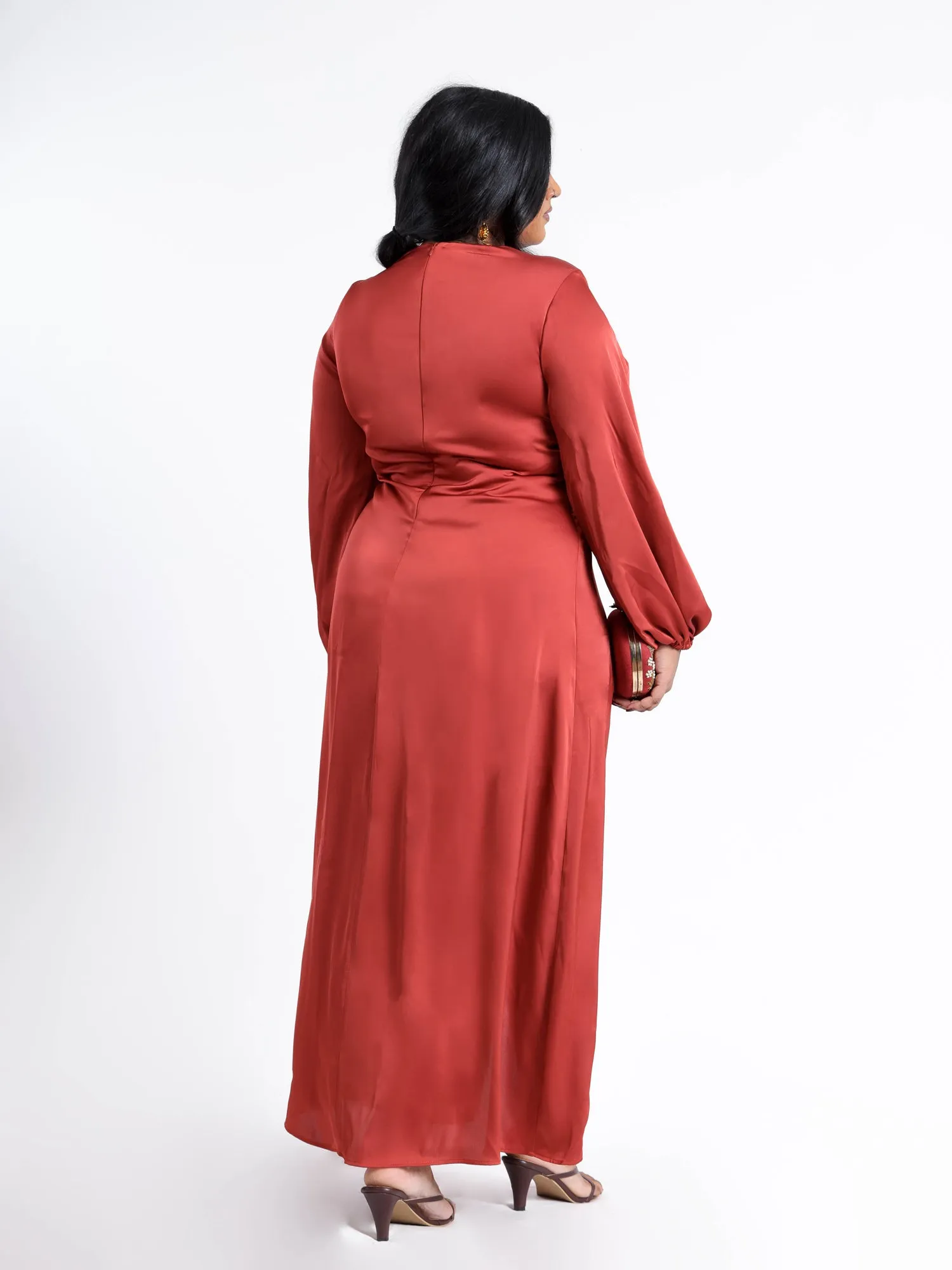Front Twist Detailed Balloon Sleeved Satin Midi Dress