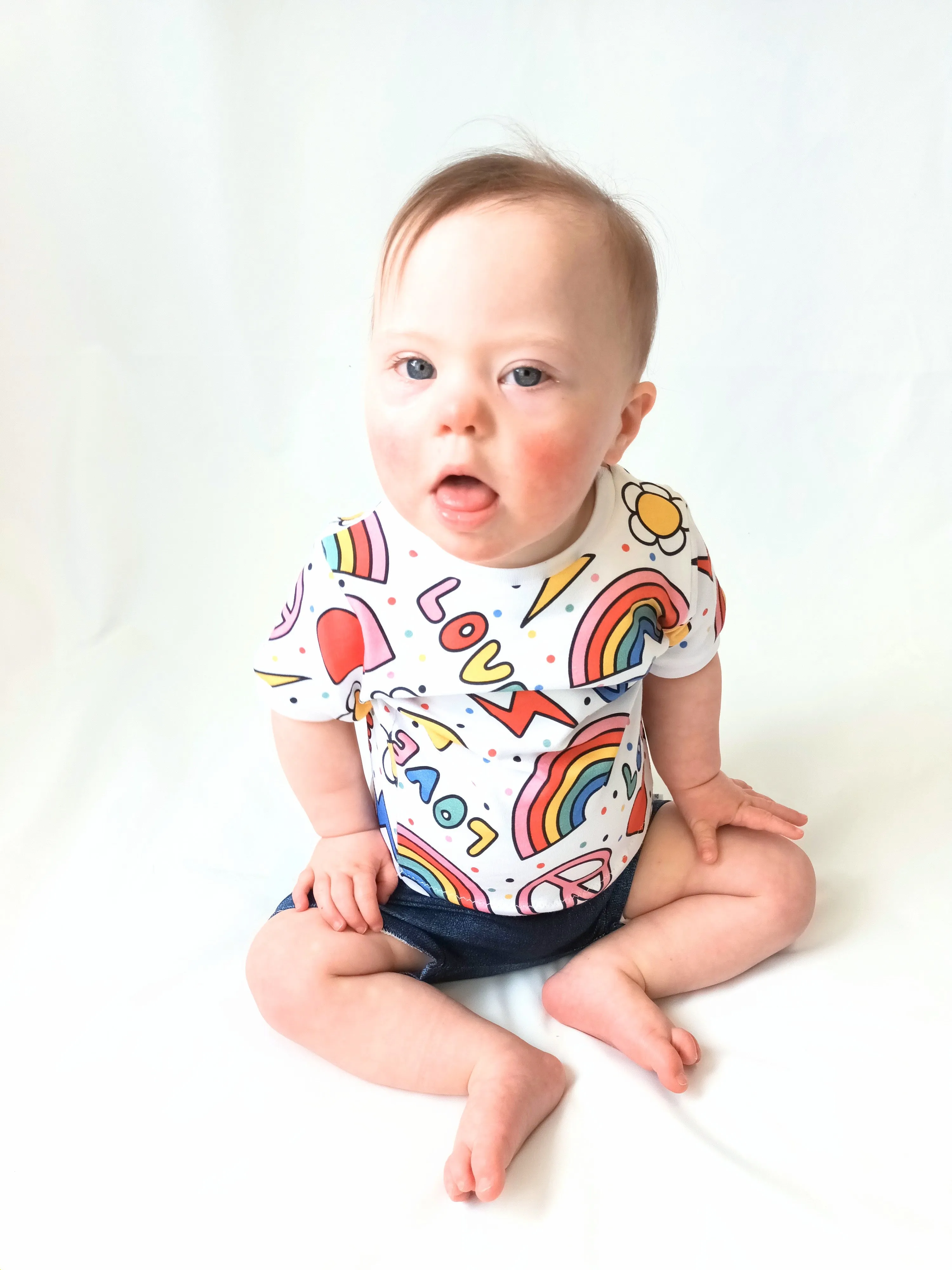 Peace & Love T-Shirt