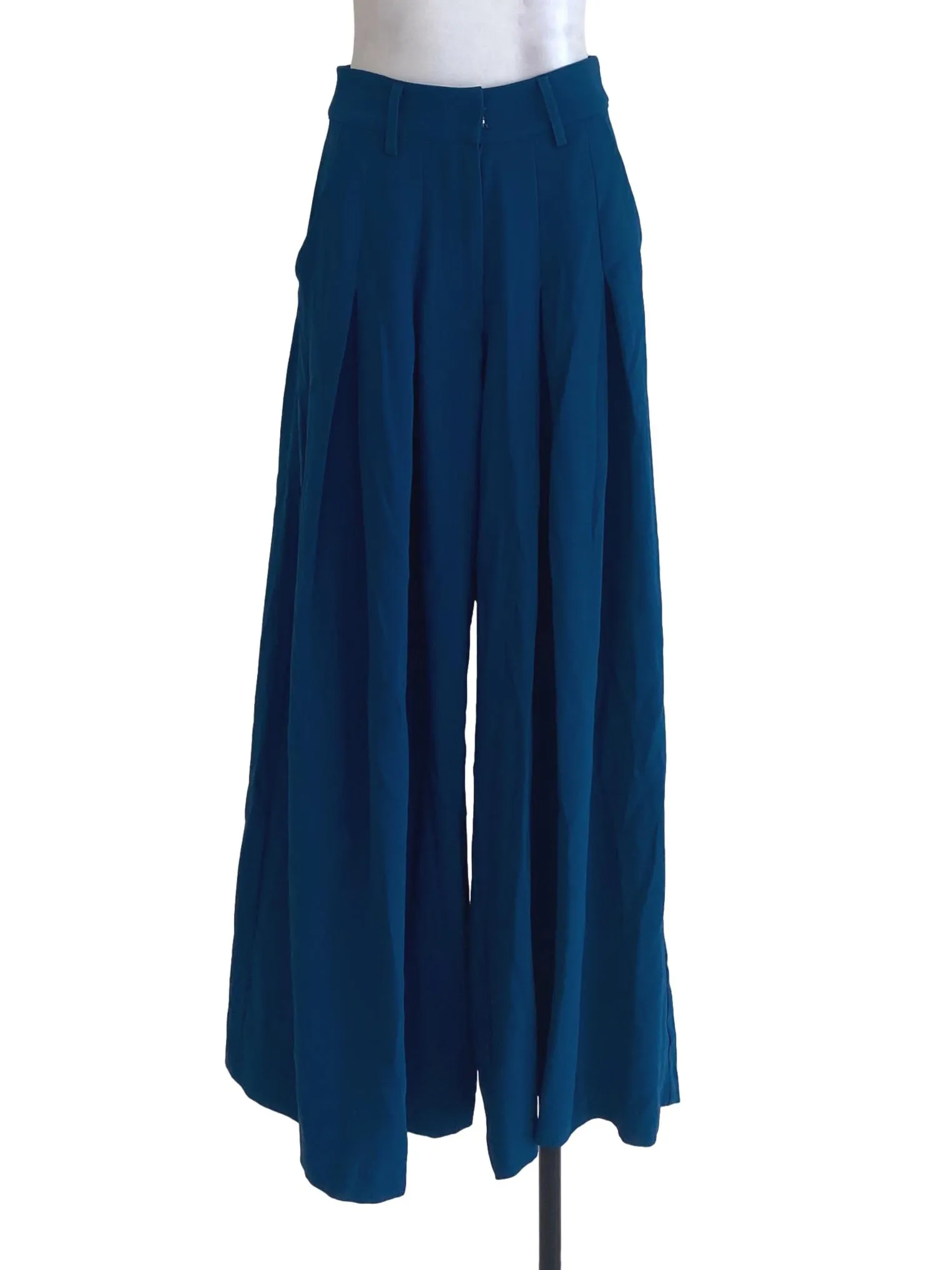 Peacock Plain Palazzo