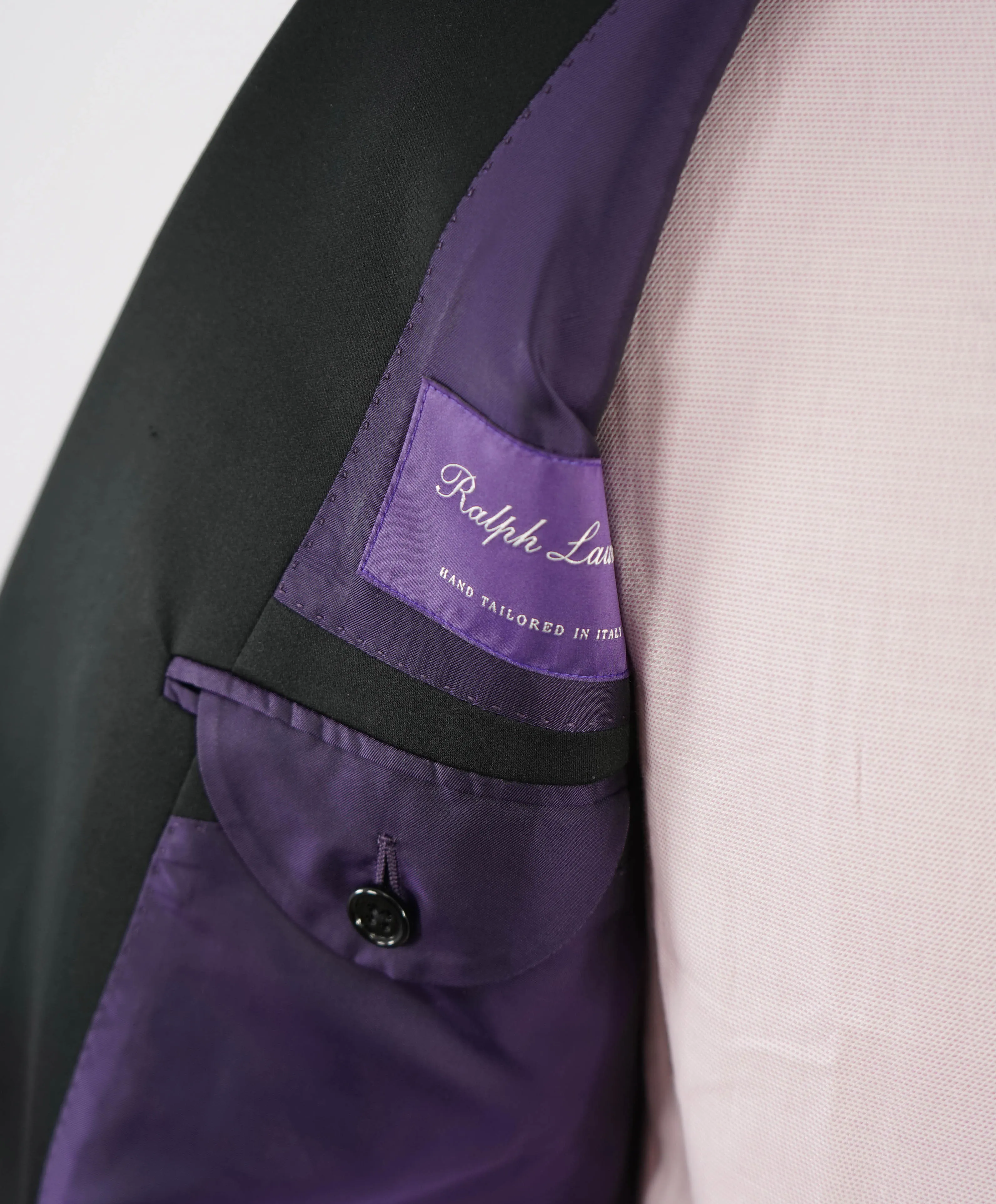 RALPH LAUREN PURPLE LABEL - Notch Lapel Black Tuxedo Suit With Side Tabs - 42R