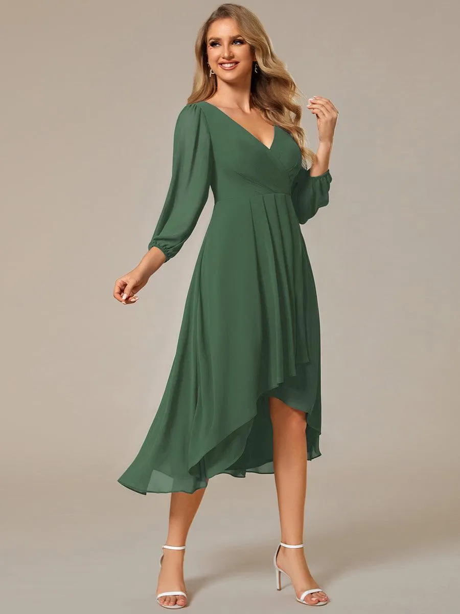 Robes de demoiselle d'honneur à manches longues et ourlet asymétrique