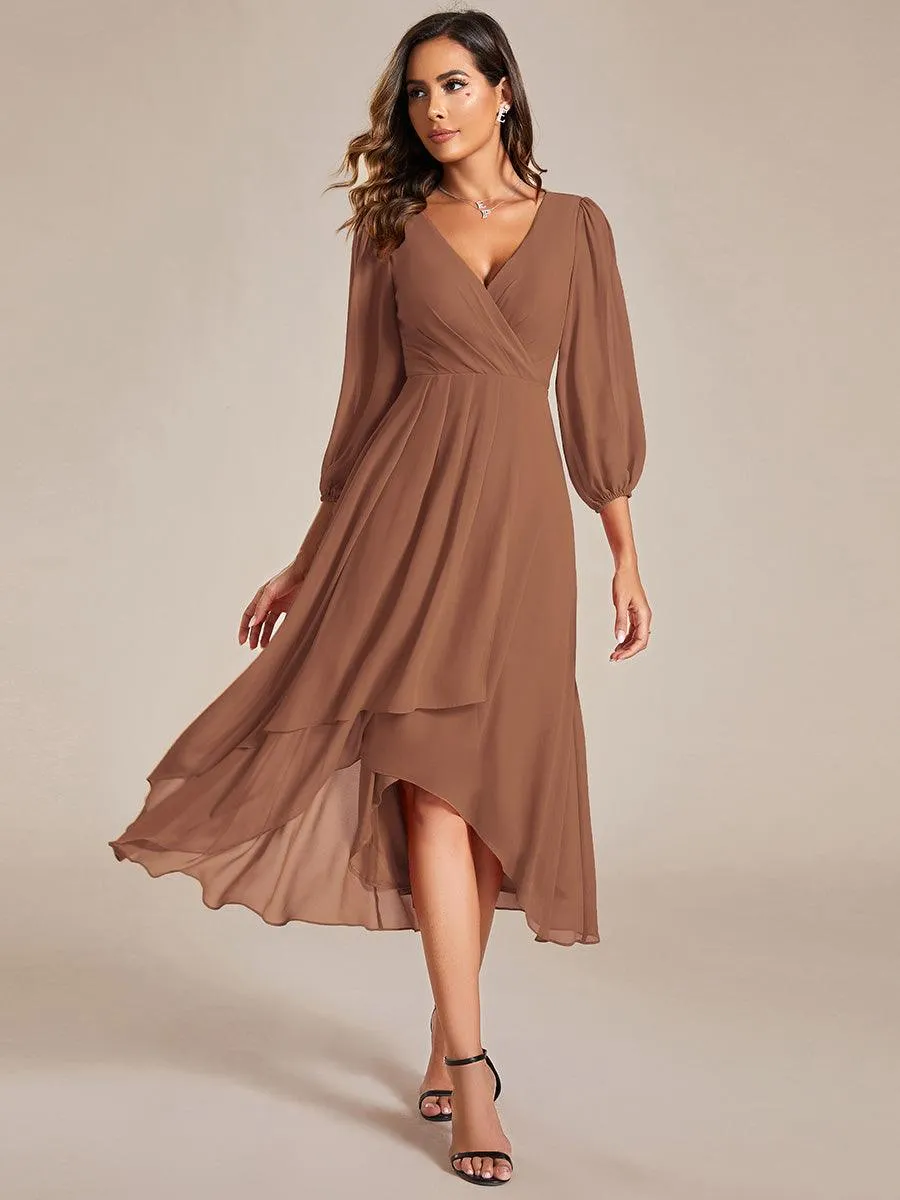 Robes de demoiselle d'honneur à manches longues et ourlet asymétrique