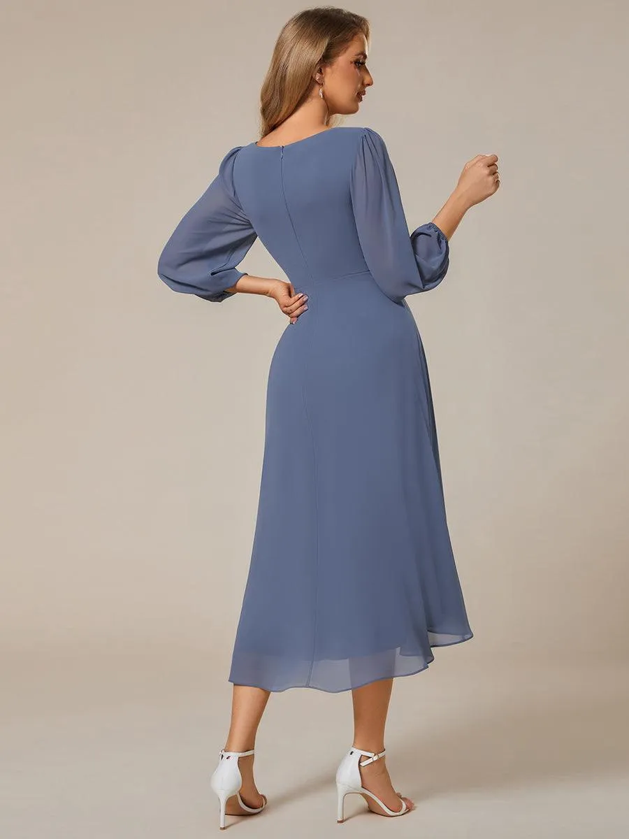 Robes de demoiselle d'honneur à manches longues et ourlet asymétrique