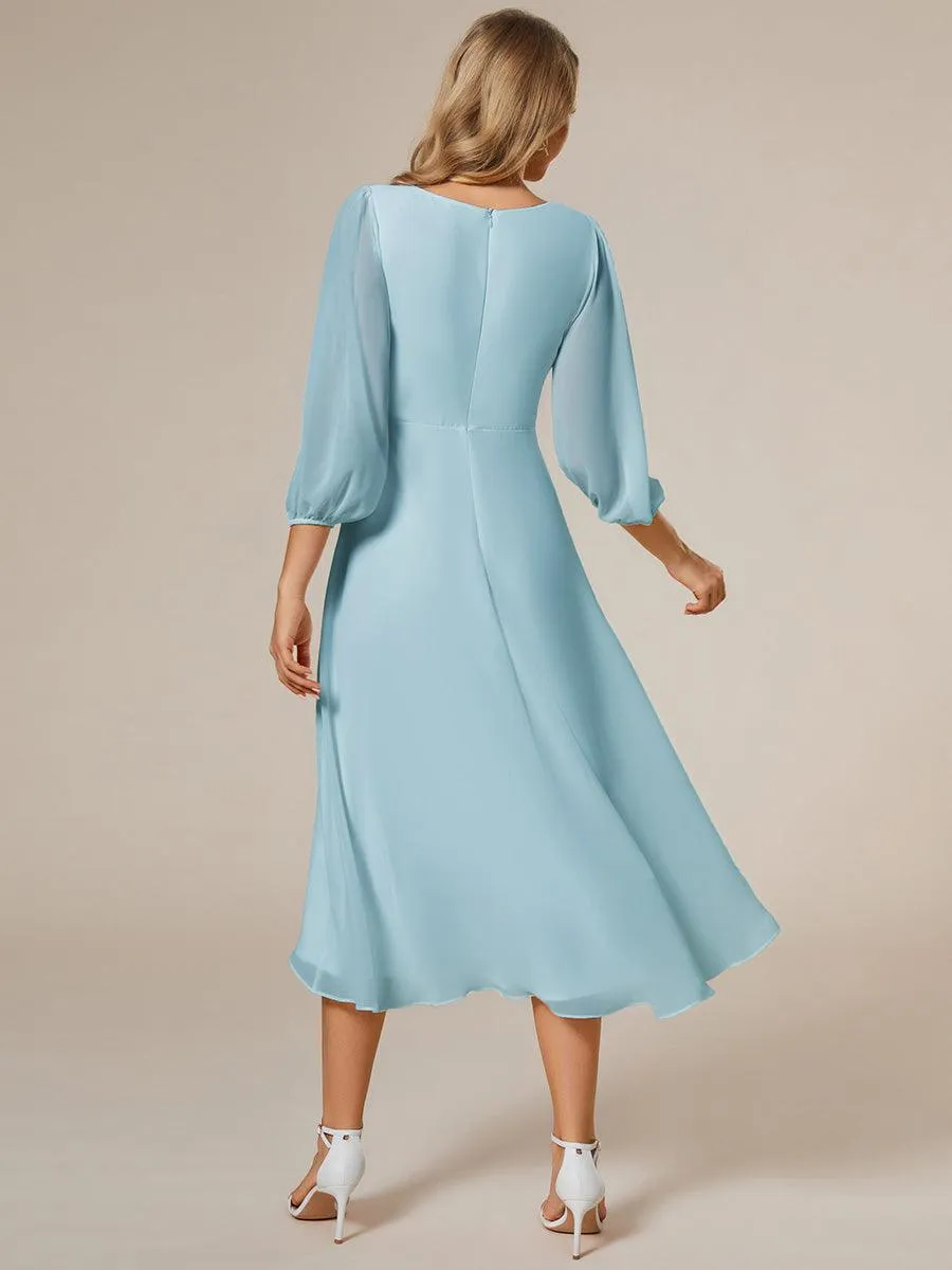 Robes de demoiselle d'honneur à manches longues et ourlet asymétrique