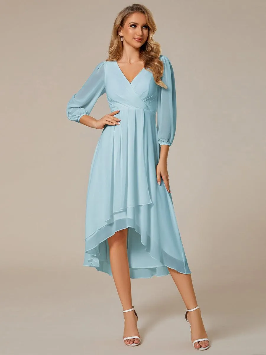 Robes de demoiselle d'honneur à manches longues et ourlet asymétrique