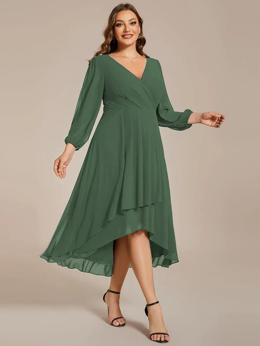 Robes de demoiselle d'honneur à manches longues et ourlet asymétrique