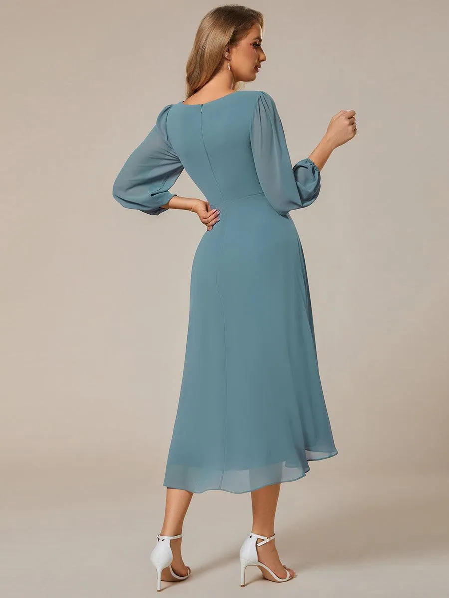 Robes de demoiselle d'honneur à manches longues et ourlet asymétrique