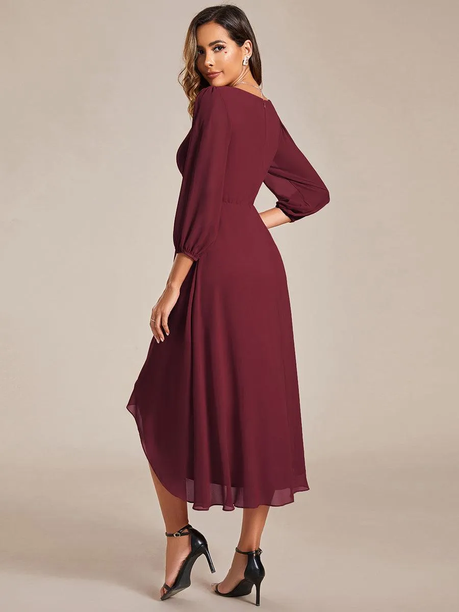 Robes de demoiselle d'honneur à manches longues et ourlet asymétrique