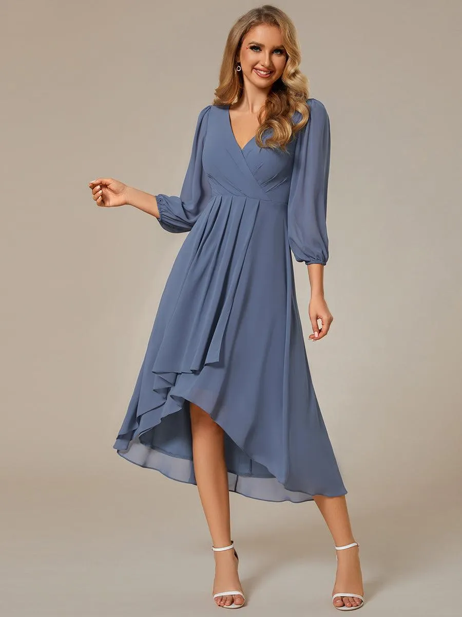 Robes de demoiselle d'honneur à manches longues et ourlet asymétrique