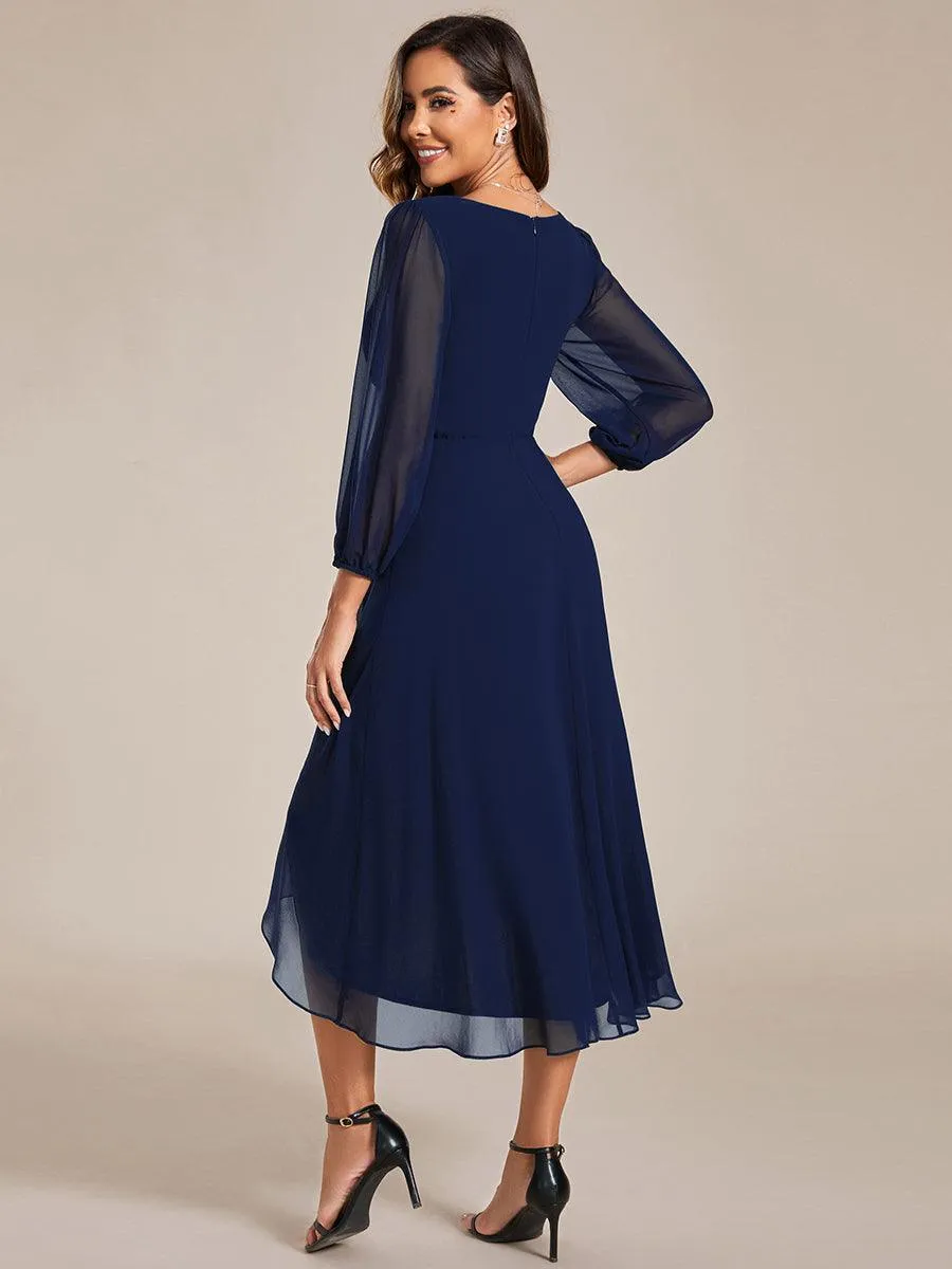 Robes de demoiselle d'honneur à manches longues et ourlet asymétrique