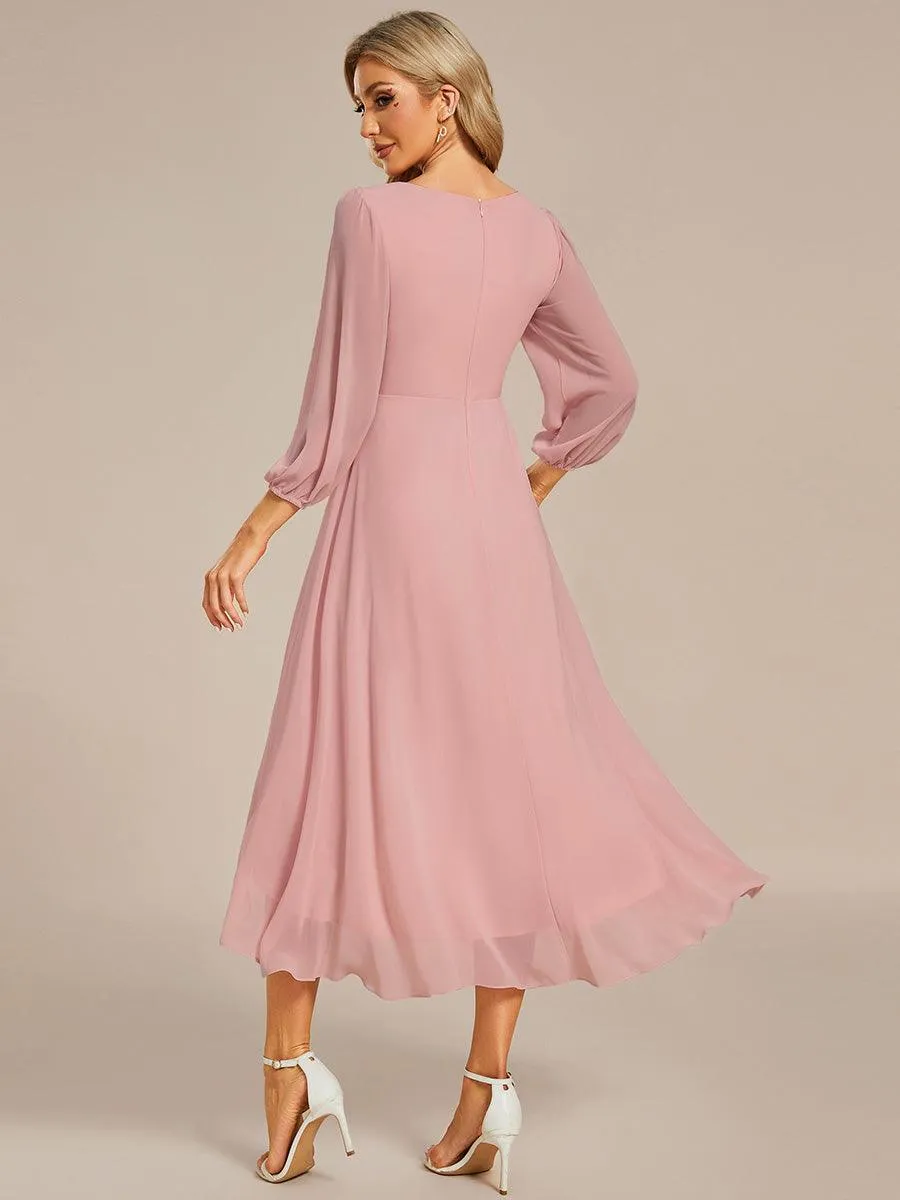 Robes de demoiselle d'honneur à manches longues et ourlet asymétrique