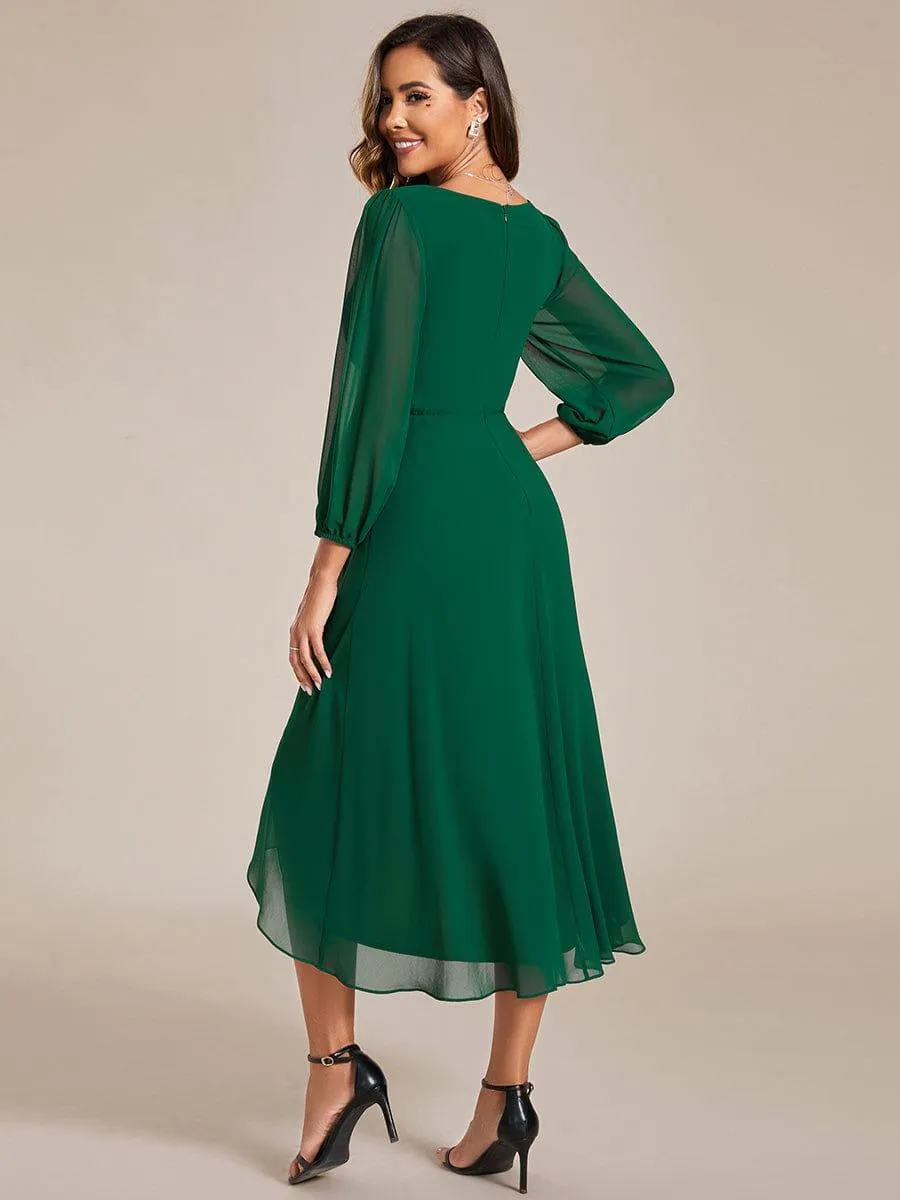 Robes de demoiselle d'honneur à manches longues et ourlet asymétrique