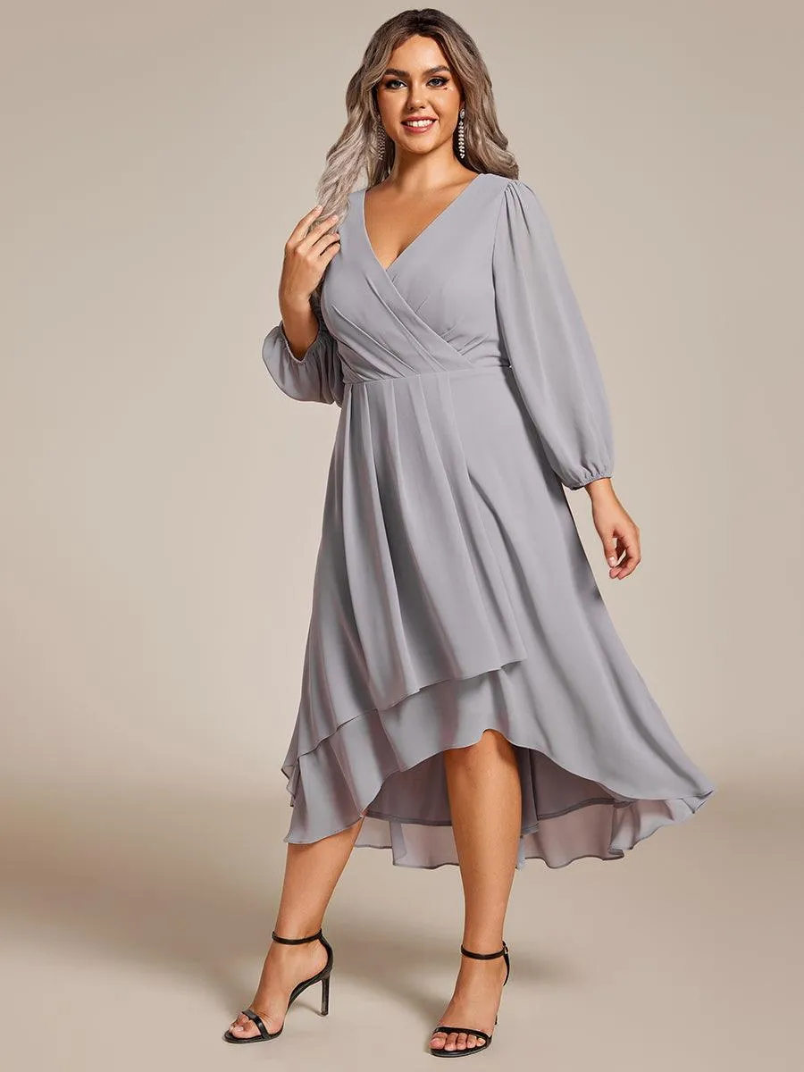 Robes de demoiselle d'honneur à manches longues et ourlet asymétrique