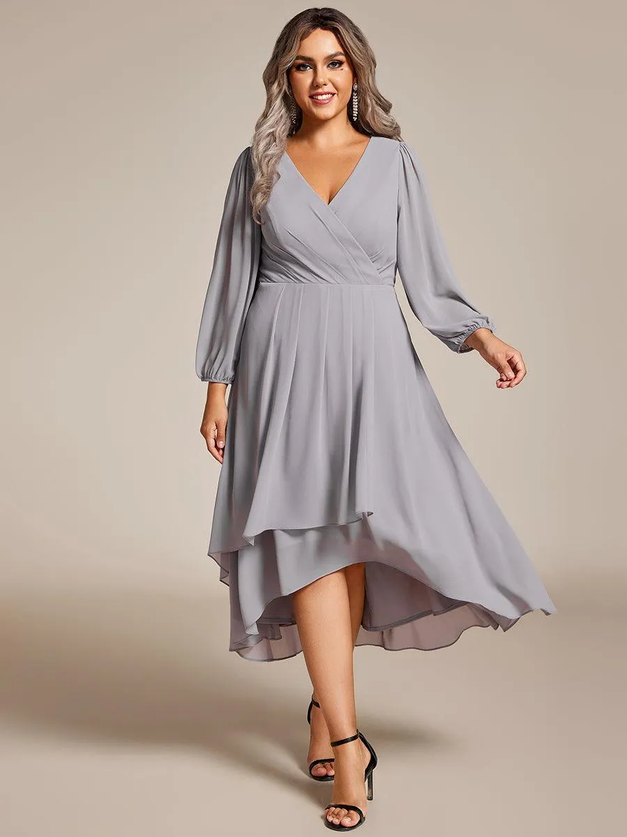 Robes de demoiselle d'honneur à manches longues et ourlet asymétrique