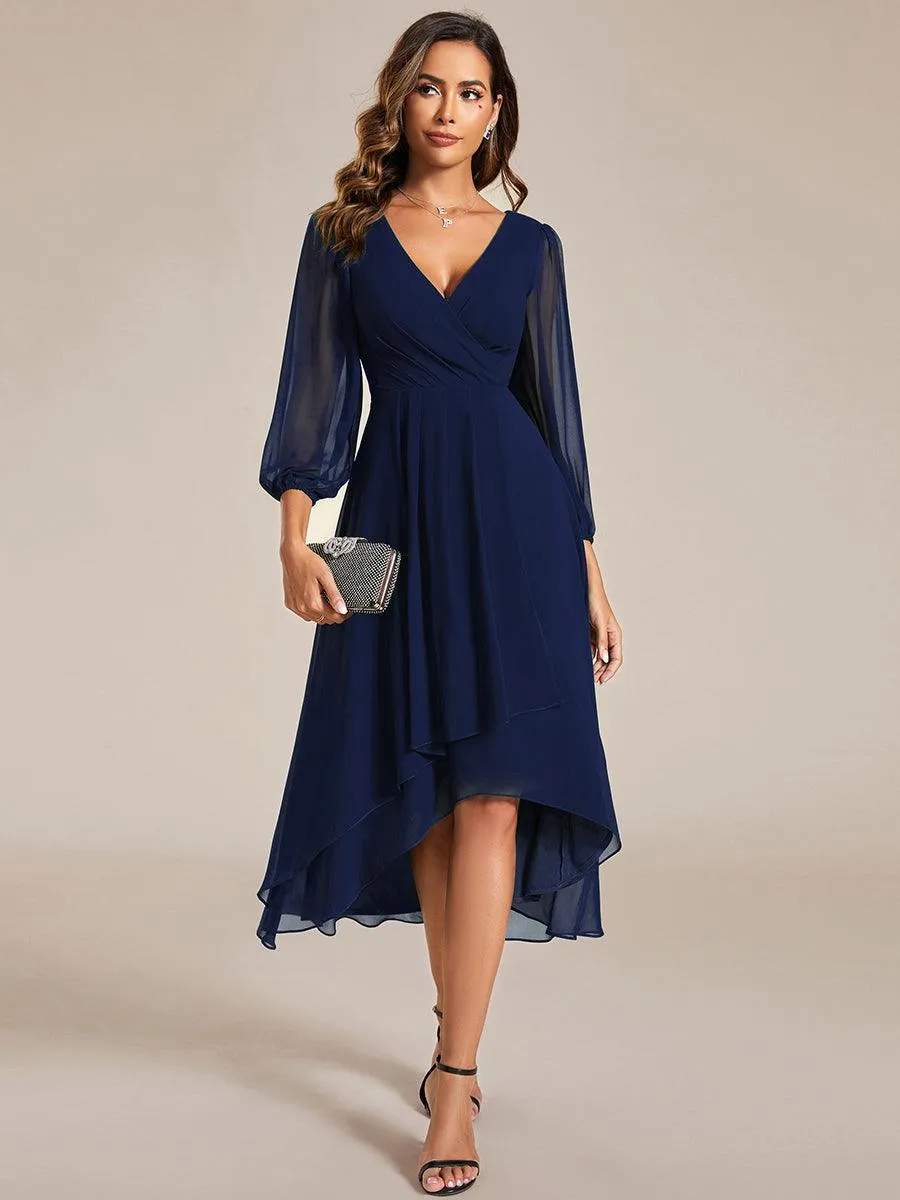 Robes de demoiselle d'honneur à manches longues et ourlet asymétrique