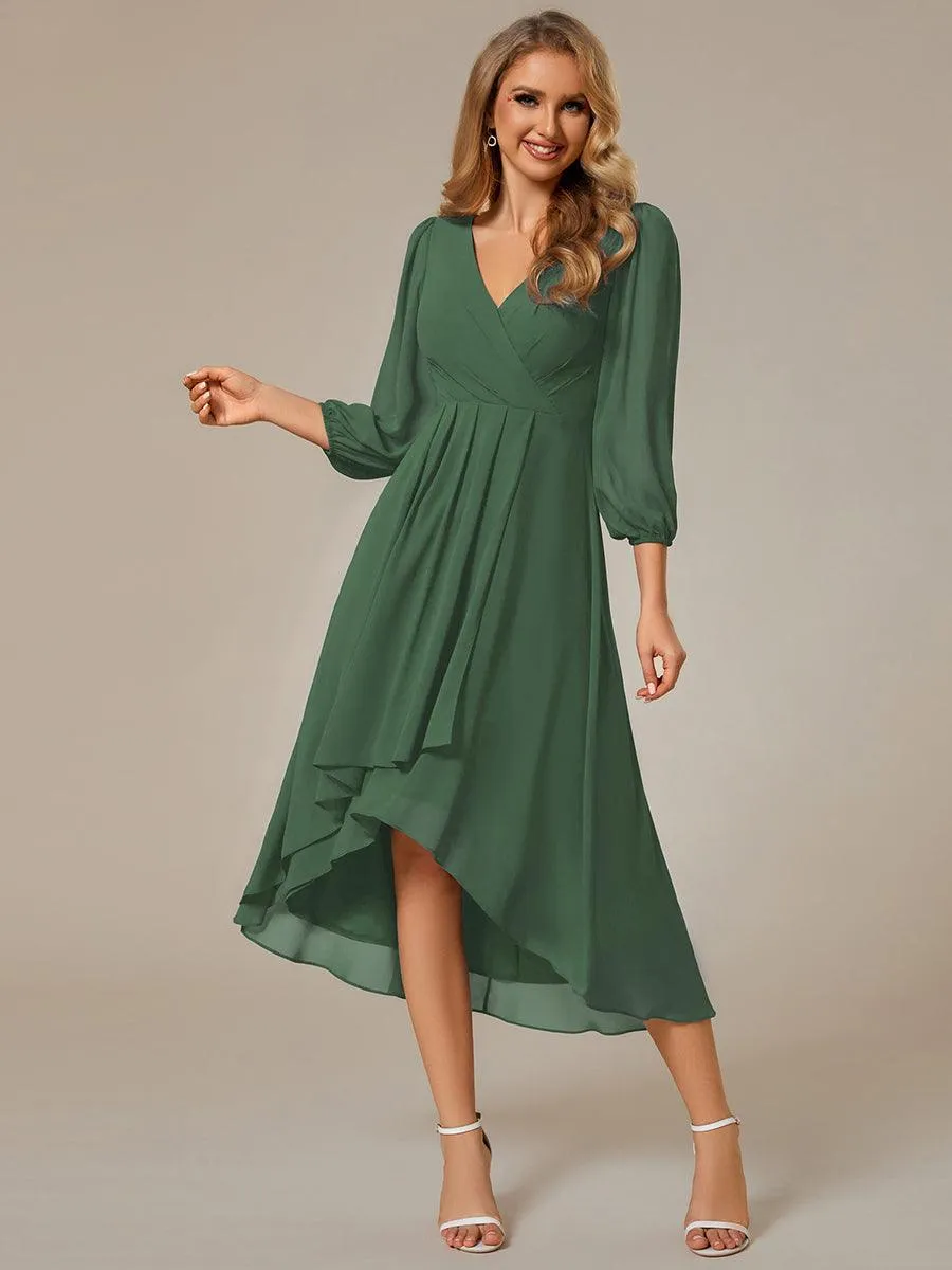 Robes de demoiselle d'honneur à manches longues et ourlet asymétrique