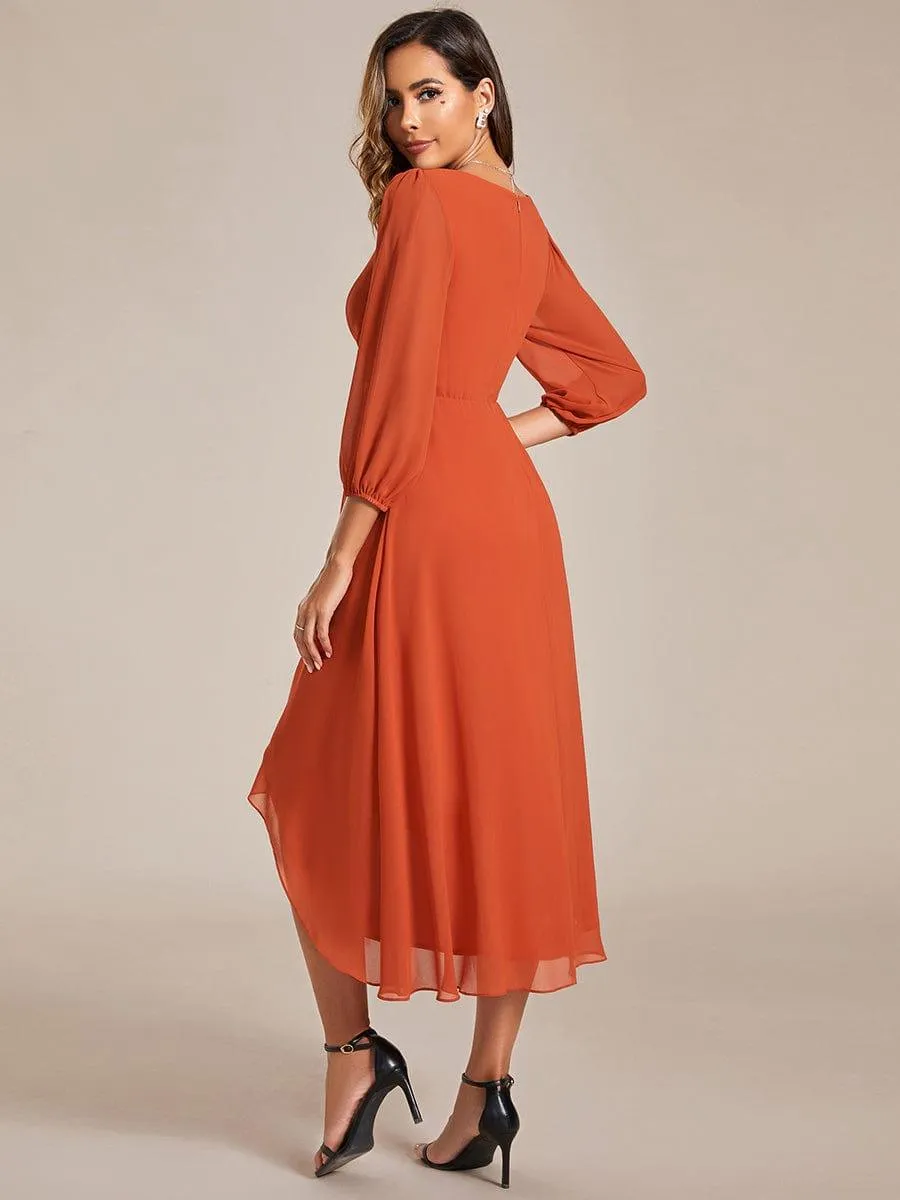 Robes de demoiselle d'honneur à manches longues et ourlet asymétrique