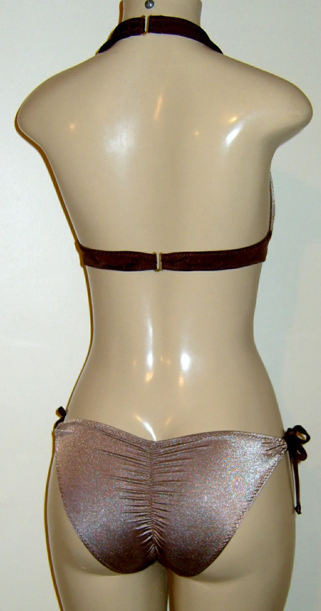 Seamed Halter Bikini Top and Keyhole Scrunched Butt Swimwear Bottom