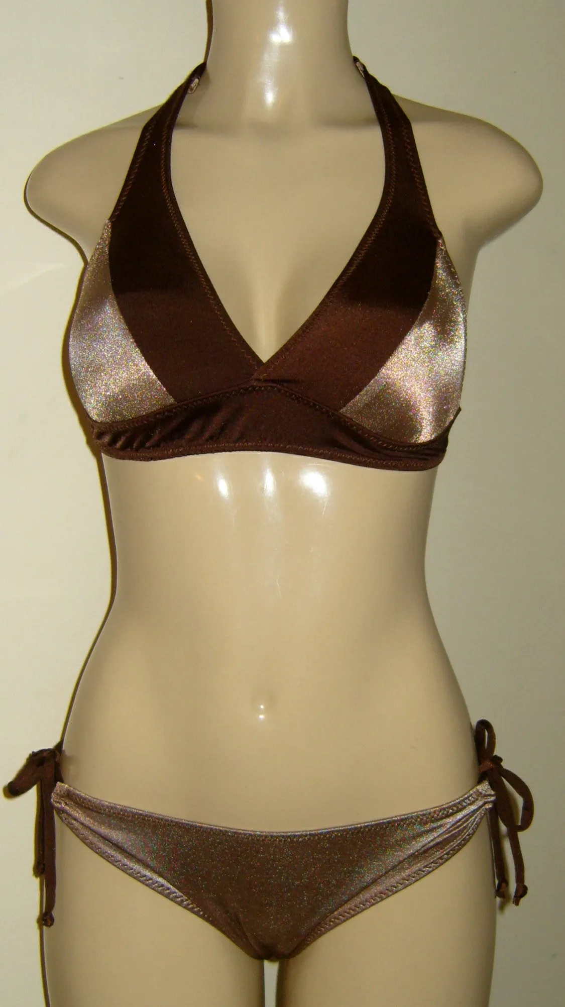 Seamed Halter Bikini Top and Keyhole Scrunched Butt Swimwear Bottom