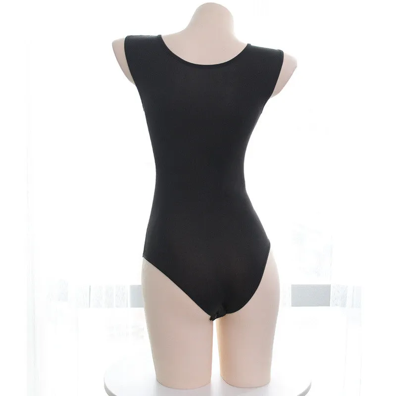 Semi-permeable mesh dark button swimsuit   YC21346