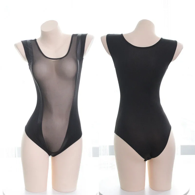 Semi-permeable mesh dark button swimsuit   YC21346