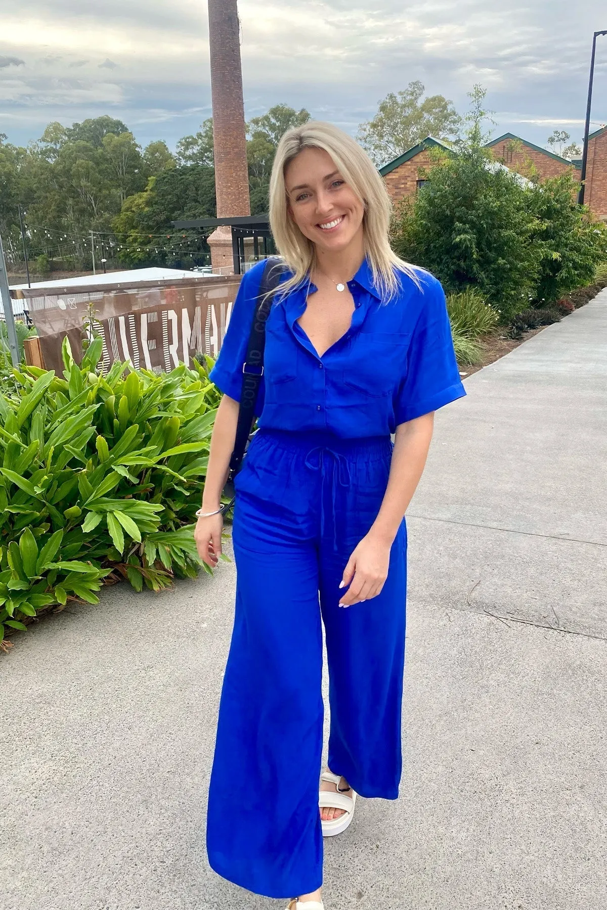 Short Sleeve Button-Up Shirt COBALT BLUE
