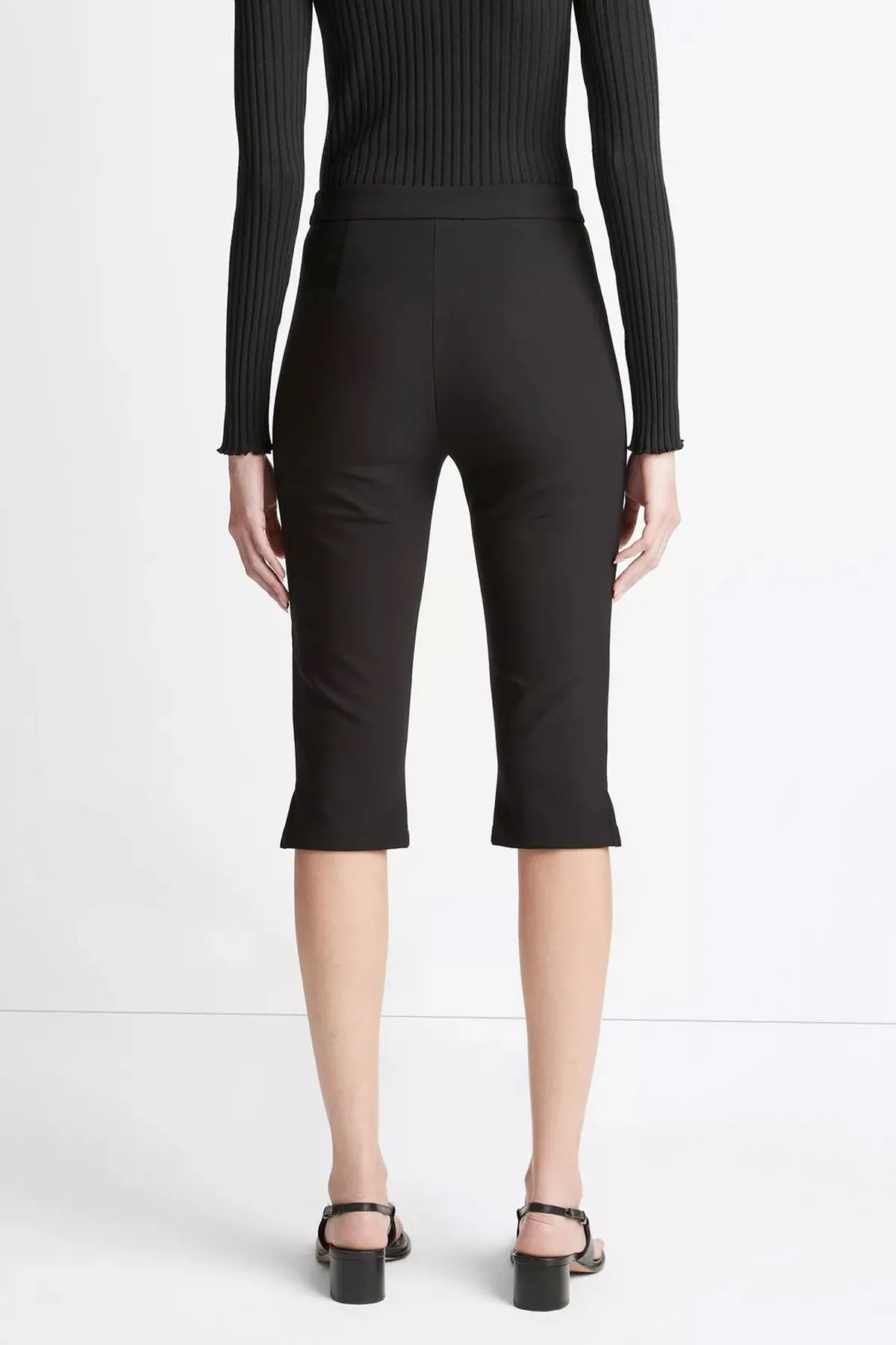 Slim-Fit Capri in Black
