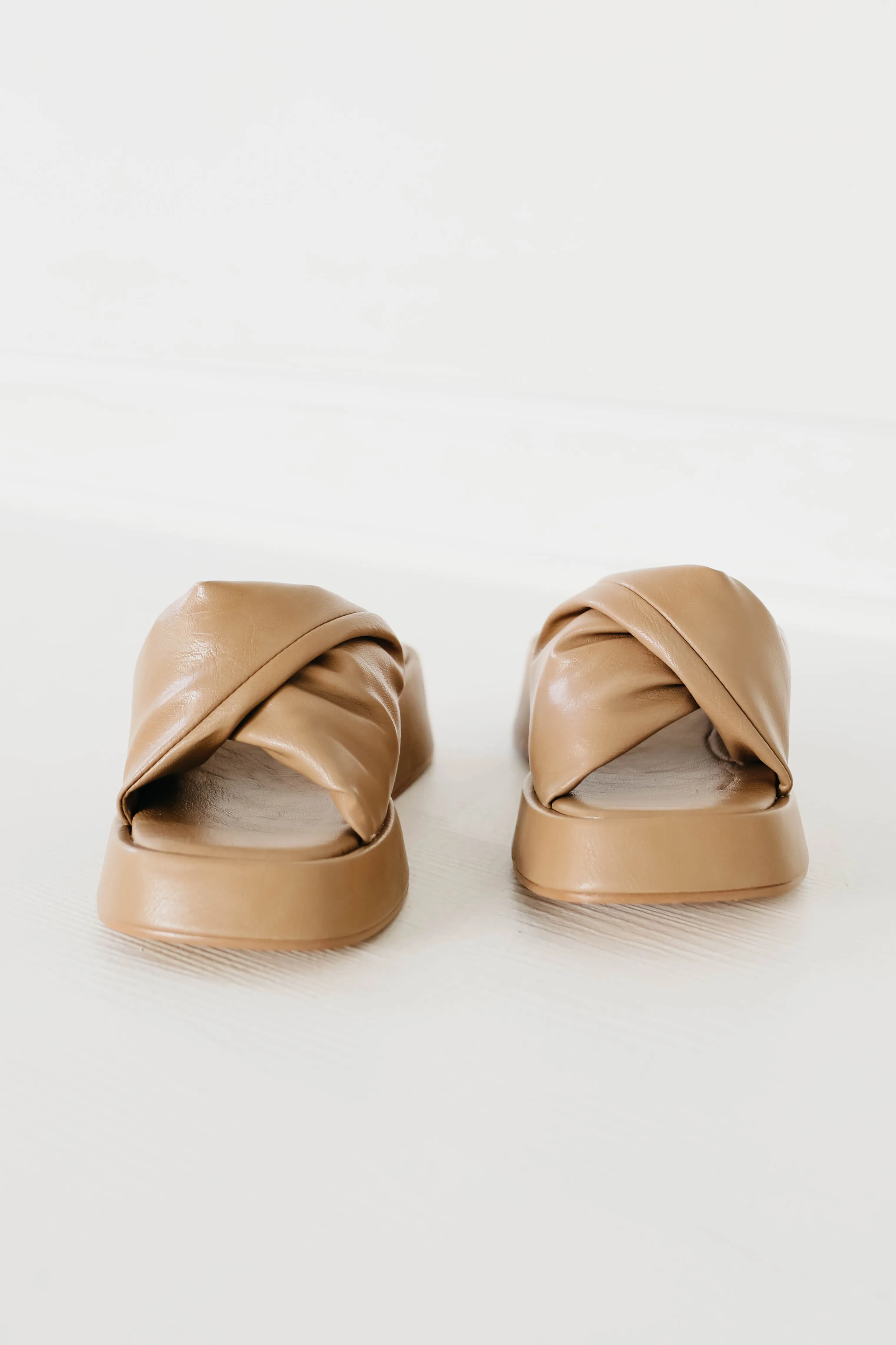 The Amelia Chunky Slide - Taupe