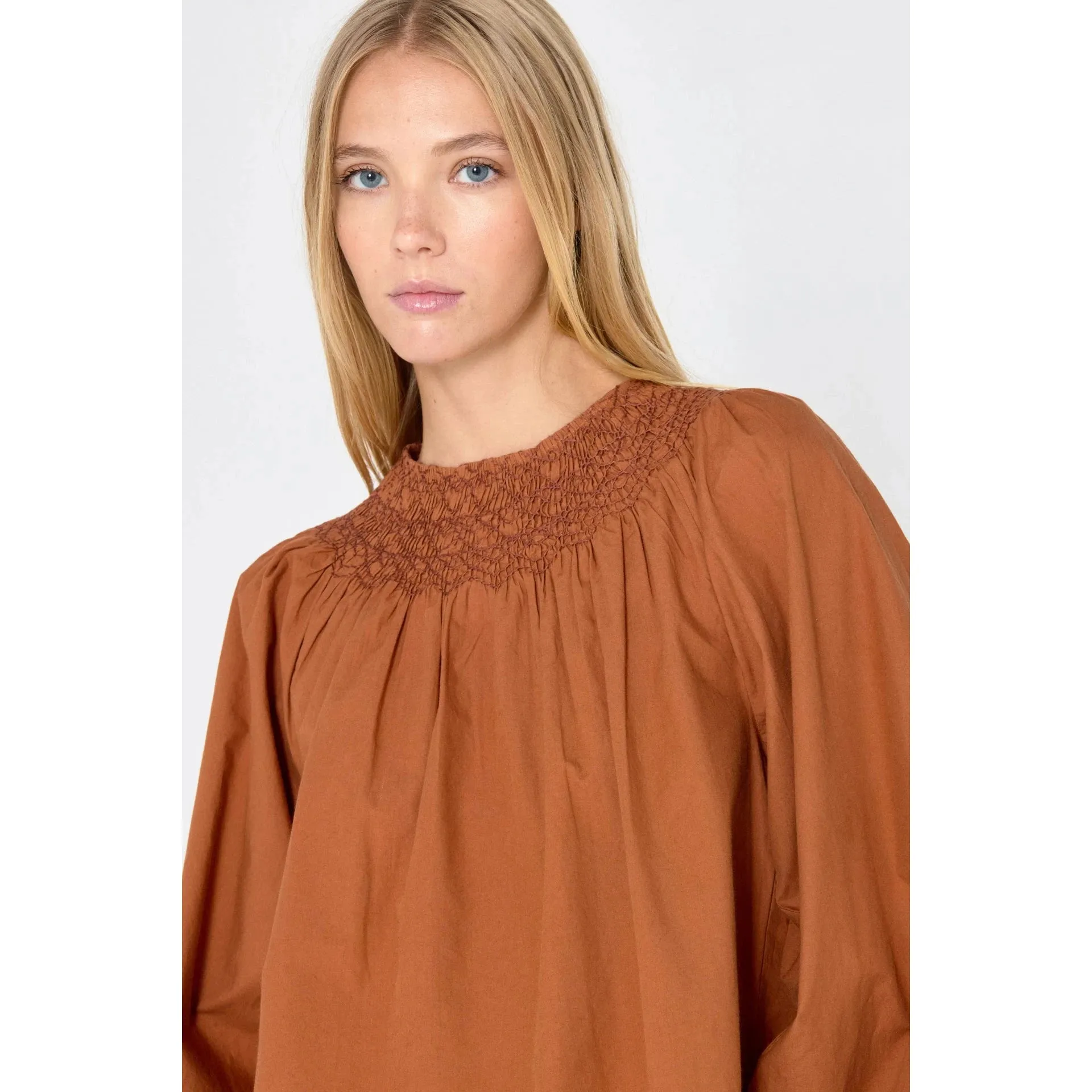 The Tiny Big Sister - Smocked blouse - brown