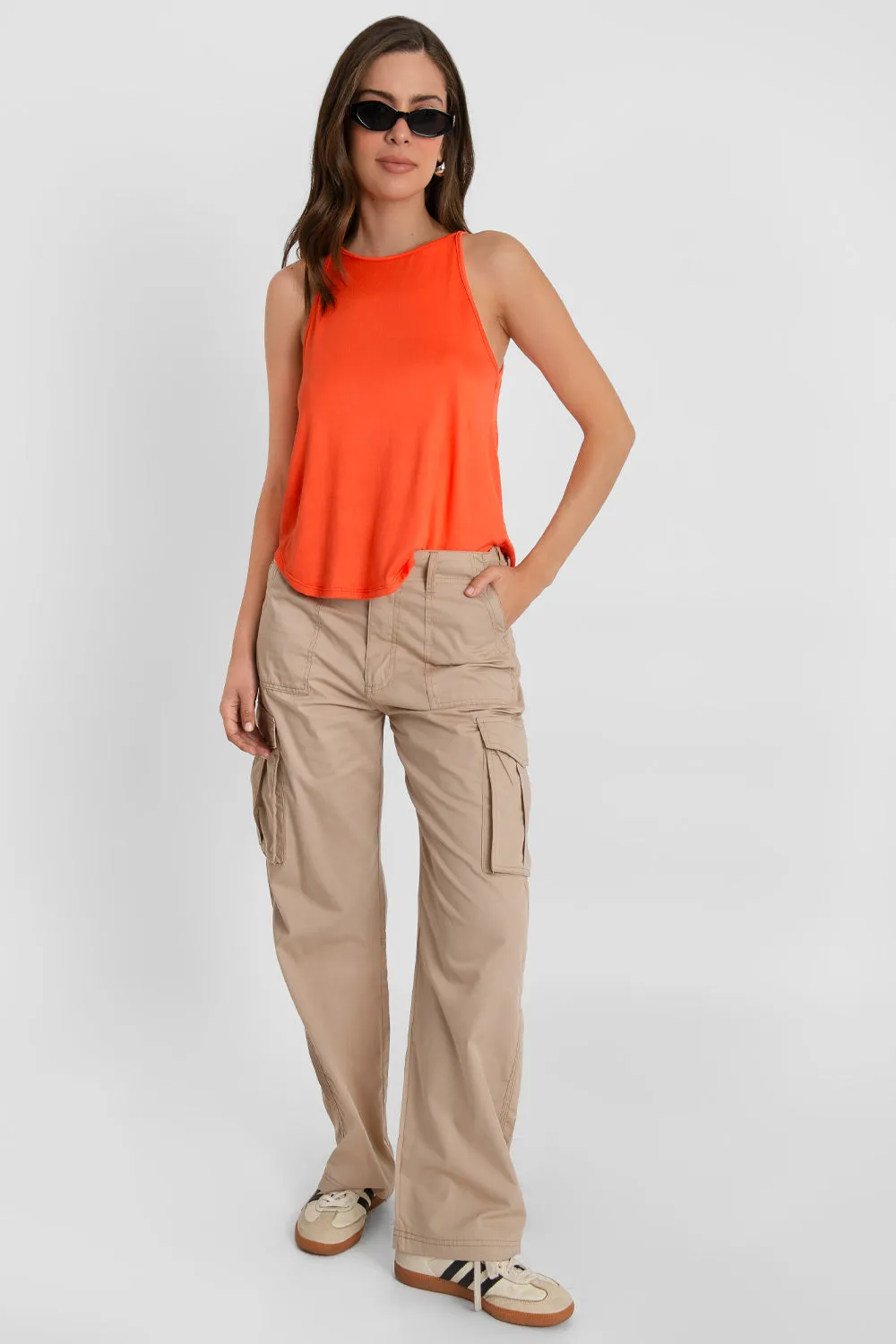 Top halter con tirantes