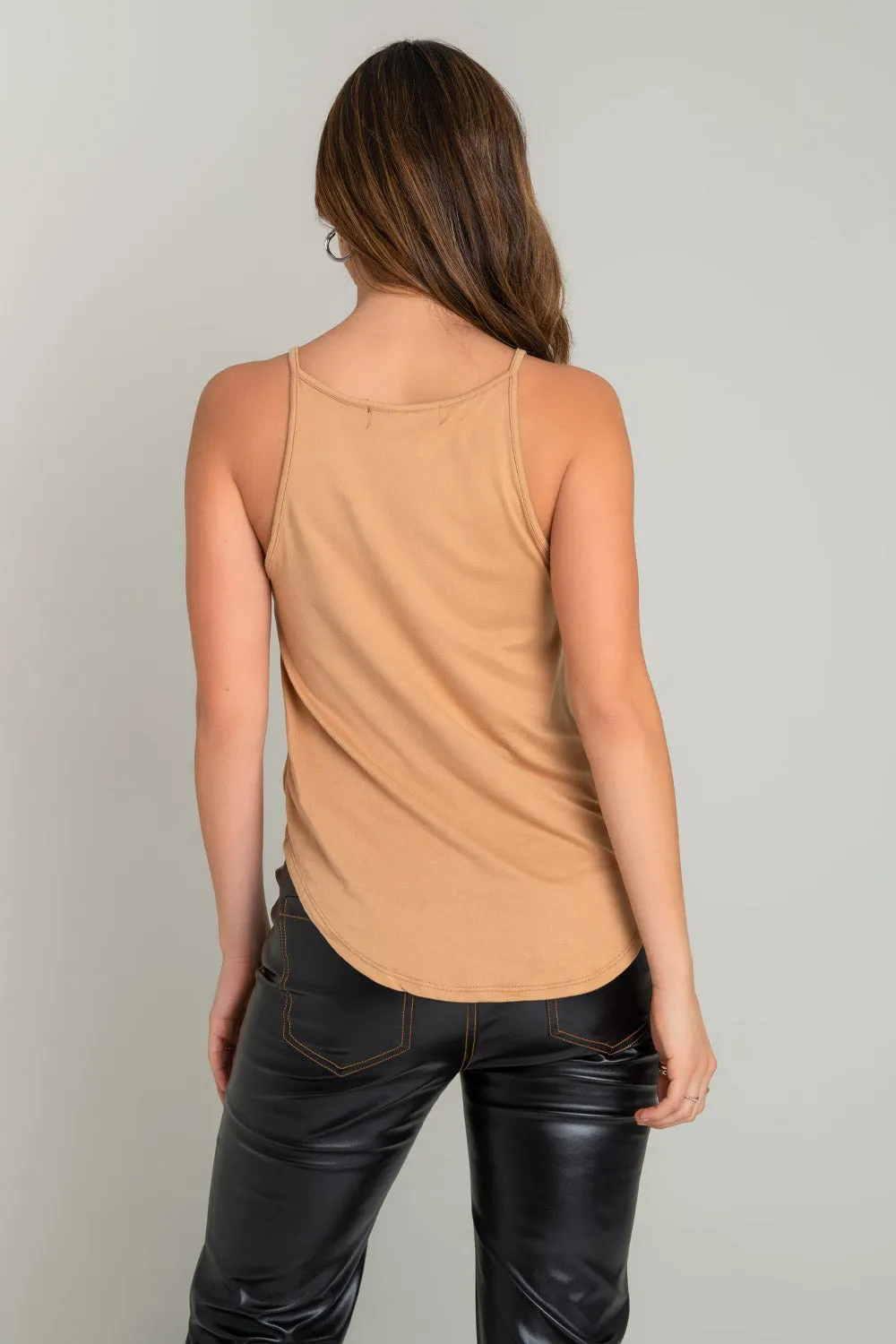 Top halter con tirantes