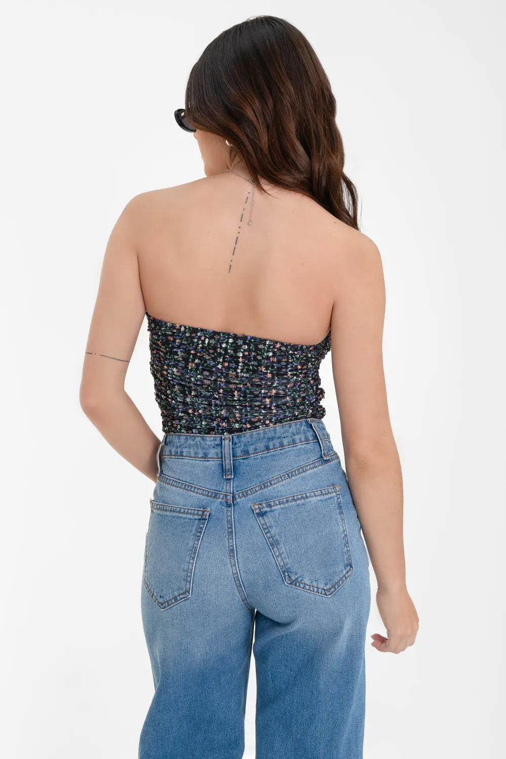 Top strapless floral escote corazón con nudo
