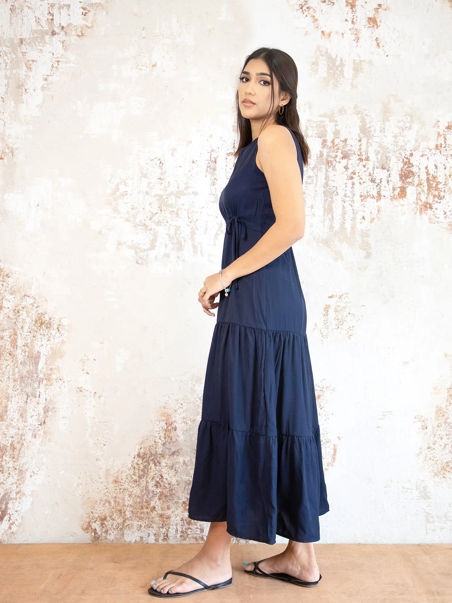 Tunnel Detailed Tiered Midi Dress