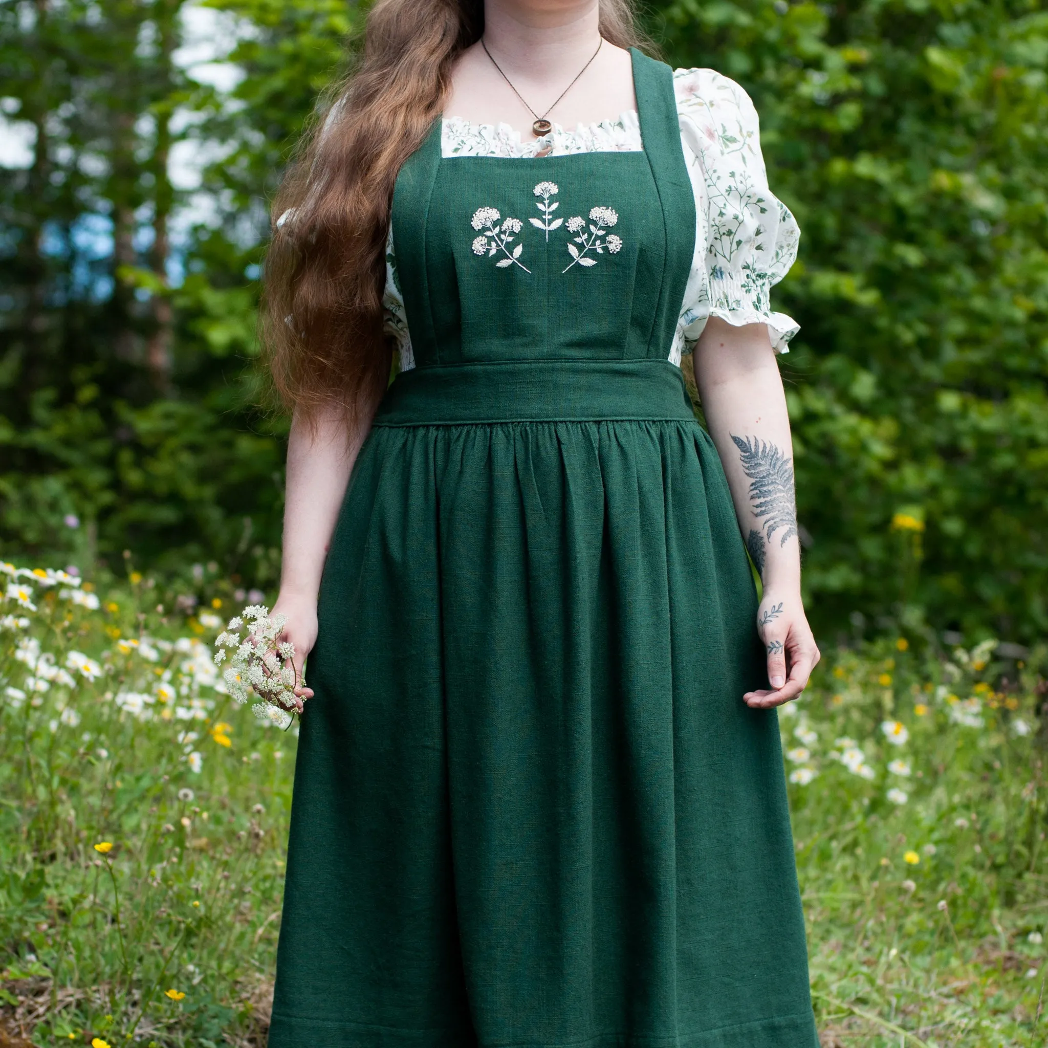 Wildflower Pinafore Sewing Pattern - Women's/Curved Fit