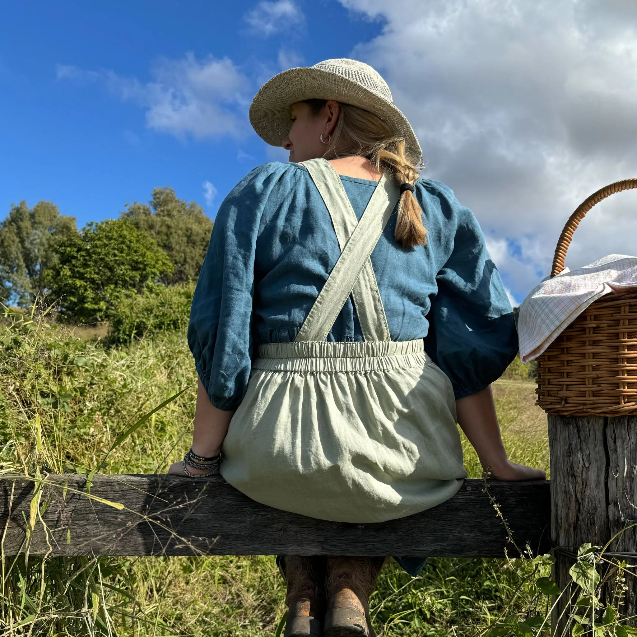 Wildflower Pinafore Sewing Pattern - Women's/Curved Fit