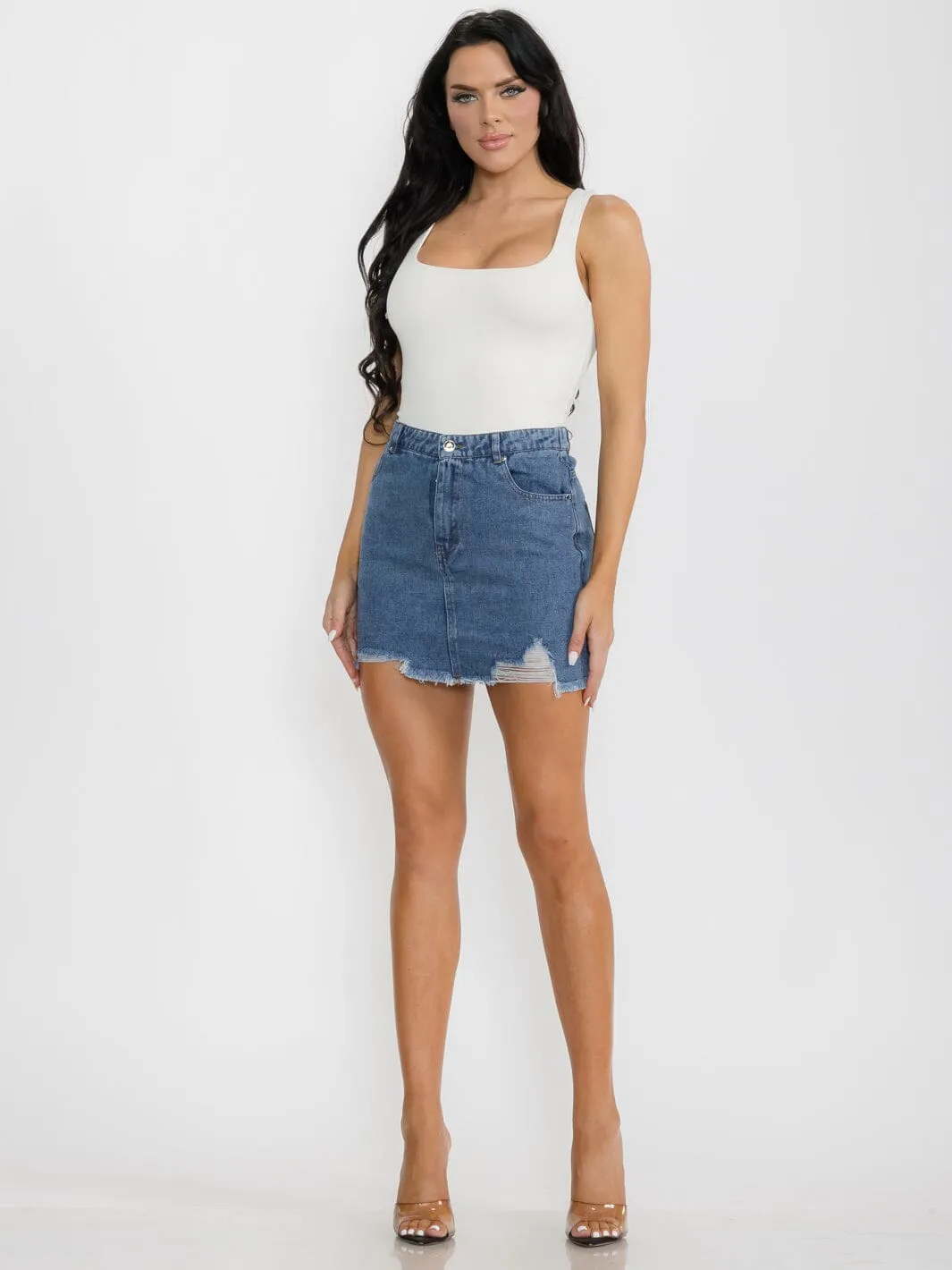 WOMEN'S BUTTON CLOSURE DISTRESSED POCKETS DENIM MINI SKIRT